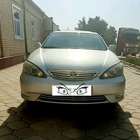 Toyota Camry 2003