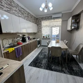 Мир 8 Московская