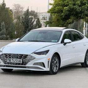 Hyundai Sonata 2021