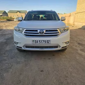 Toyota Highlander 2011
