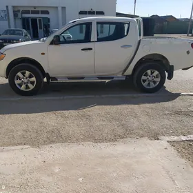 Mitsubishi L200 2007