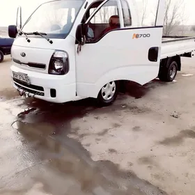 Kia Bongo 2013