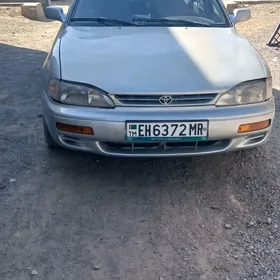 Toyota Camry 1992