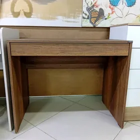 Çekmeli stol.Стол