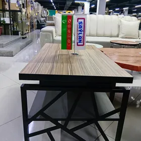 Direktorskiy źurnal stol