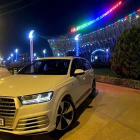 Audi Q7 2016