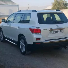 Toyota Highlander 2011