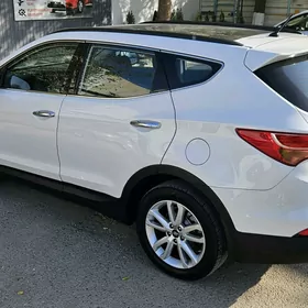 Hyundai Santa Fe 2014