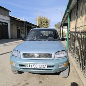 Toyota RAV4 1995
