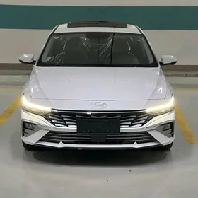 Hyundai Elantra 2025