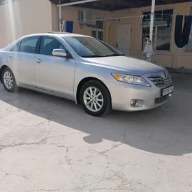 Toyota Camry 2010