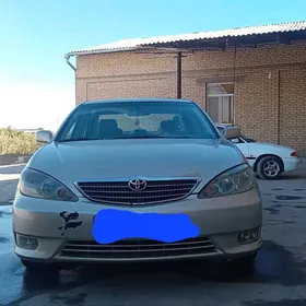 Toyota Camry 2005