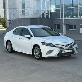 Toyota Camry 2018