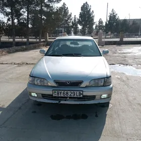 Toyota Vista 1995