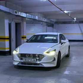 Hyundai Sonata 2021