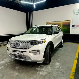 Ford Explorer 2021