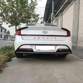 Hyundai Sonata 2021