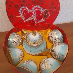 Сервиз-чайник и пиалушки