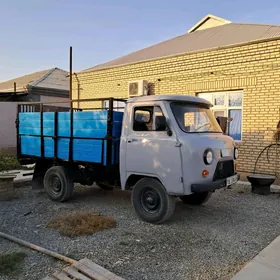 UAZ 452 1993