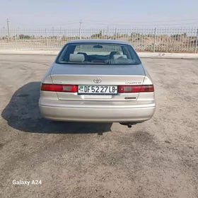 Toyota Camry 1998