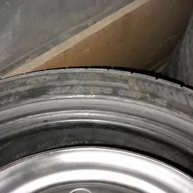 235.40.19.3.шт.Бриштон покришк