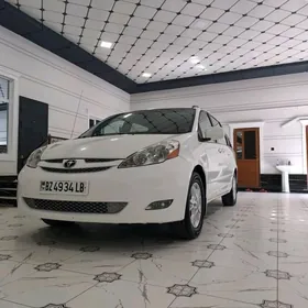 Toyota Sienna 2008