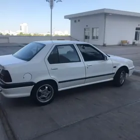Renault Europa 19 1996