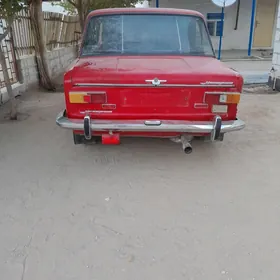 Lada 2104 1980