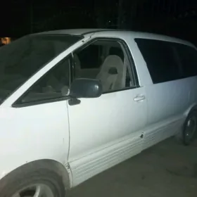 Toyota Previa 1991