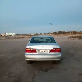 Toyota Avalon 1999