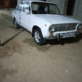 Lada 2104 1983