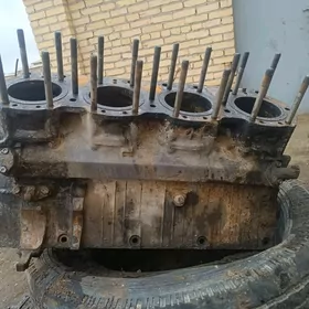 Maz blok 7511