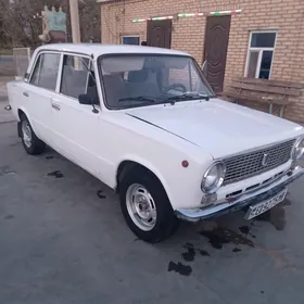 Lada 2107 1983