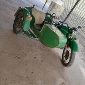 Ural 4320 2001