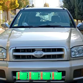 Nissan Pathfinder 1999