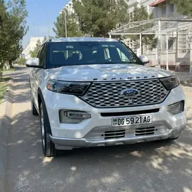 Ford Explorer 2022