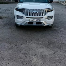 Ford Explorer 2022