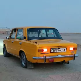 Lada 2104 1985