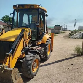 JCB 3CX Pothole Master 2008