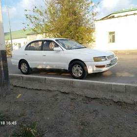 Toyota Corona 1995