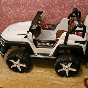 Детская машина Jeep