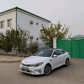 Kia Optima 2020