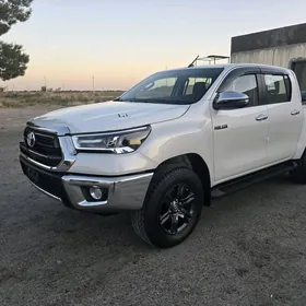 Toyota Hilux 2025
