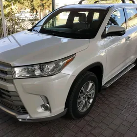 Toyota Highlander 2017