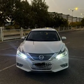 Nissan Altima 2017