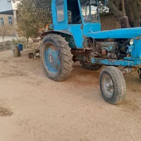 MTZ T-28 1990