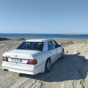 Mercedes-Benz 300E 1989