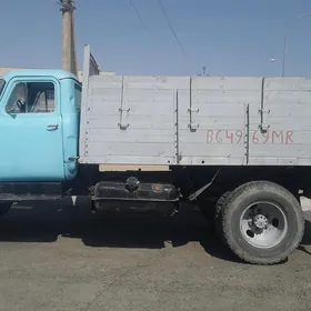 Gaz 52 1989