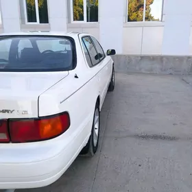 Toyota Camry 1992