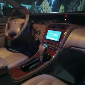 Toyota Avalon 2004